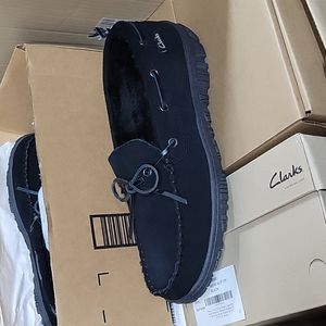 Clarks mens slipper with removable insole size 9 Black